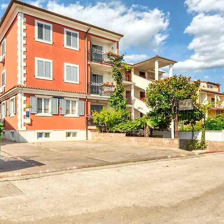 Appartement Vesna 2 With Terrace Rovinj